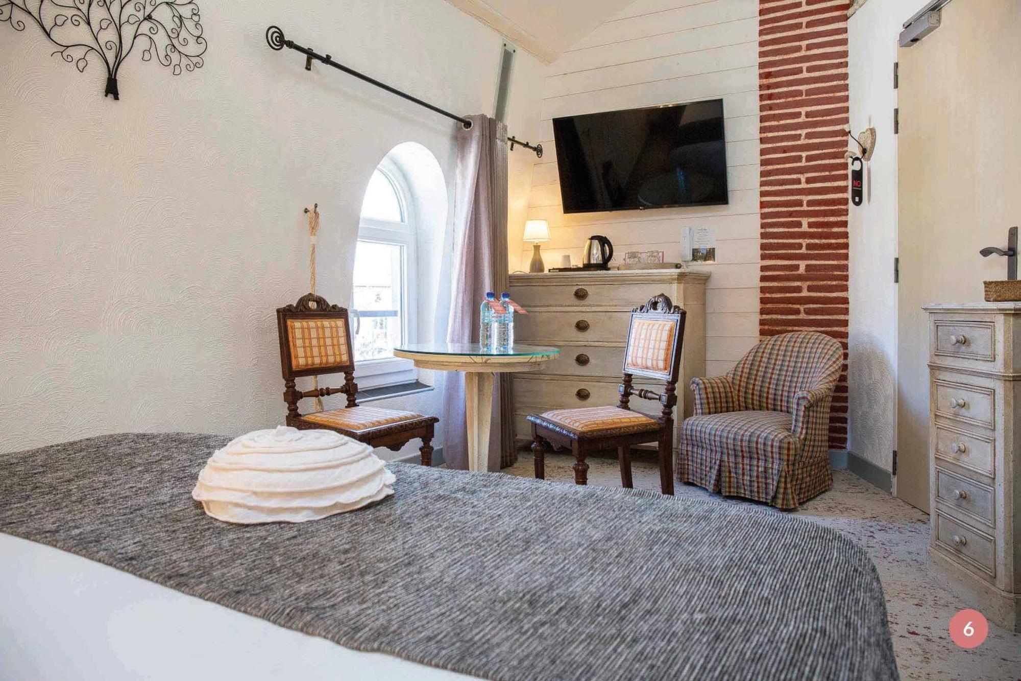 Hotel La Casa Pairal 4*